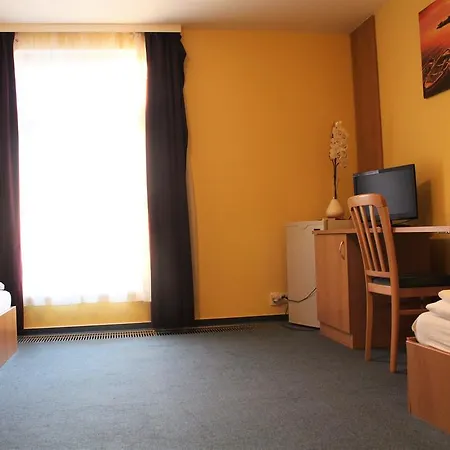 A3 Hotel
